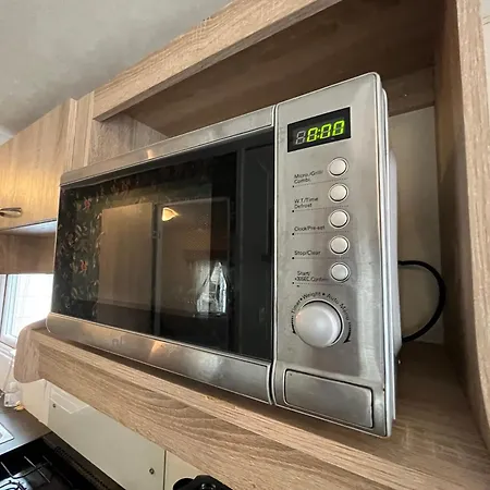 Boshuisje Met Sauna In 홀리데이파크 *